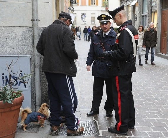 Στοκχόλμη: Ειδική άδεια θα πρέπει να έχουν πλέον οι ζητιάνοι